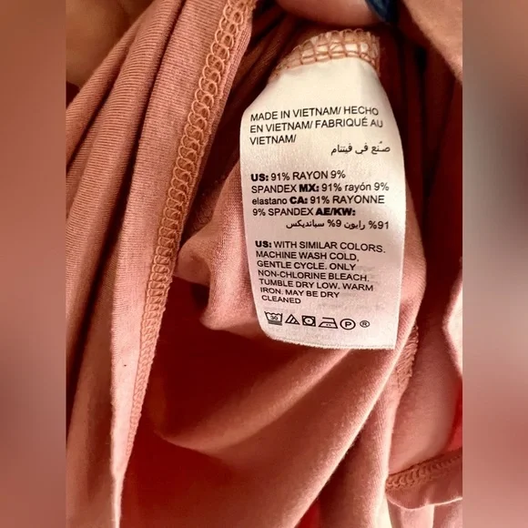 White House Black Market Rose Tunic -Medium - Picture 6 of 6